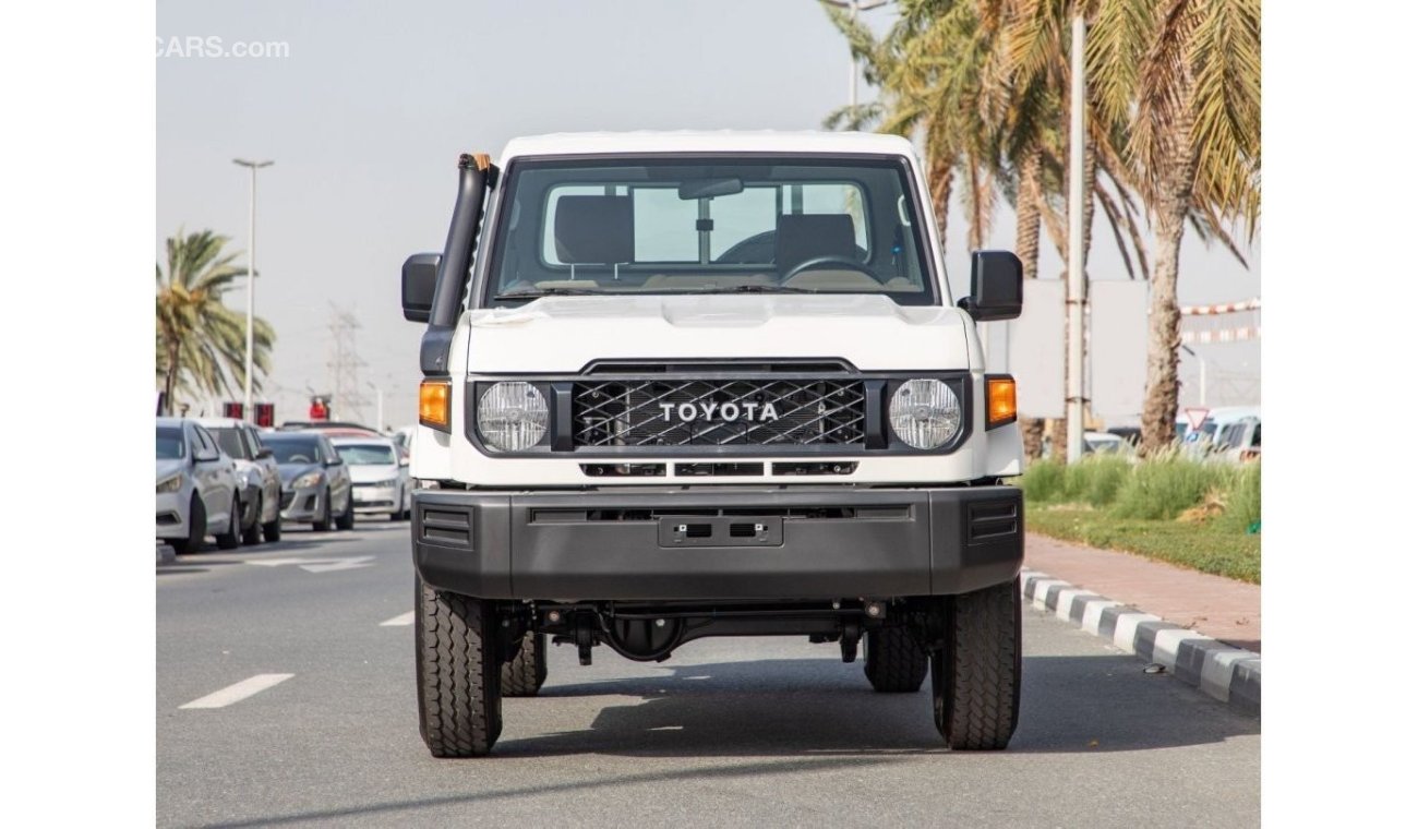 تويوتا لاند كروزر بيك آب LC79 2.8 T/DSL STD-E A/T 4WD / GCC. For Local Registration +5%