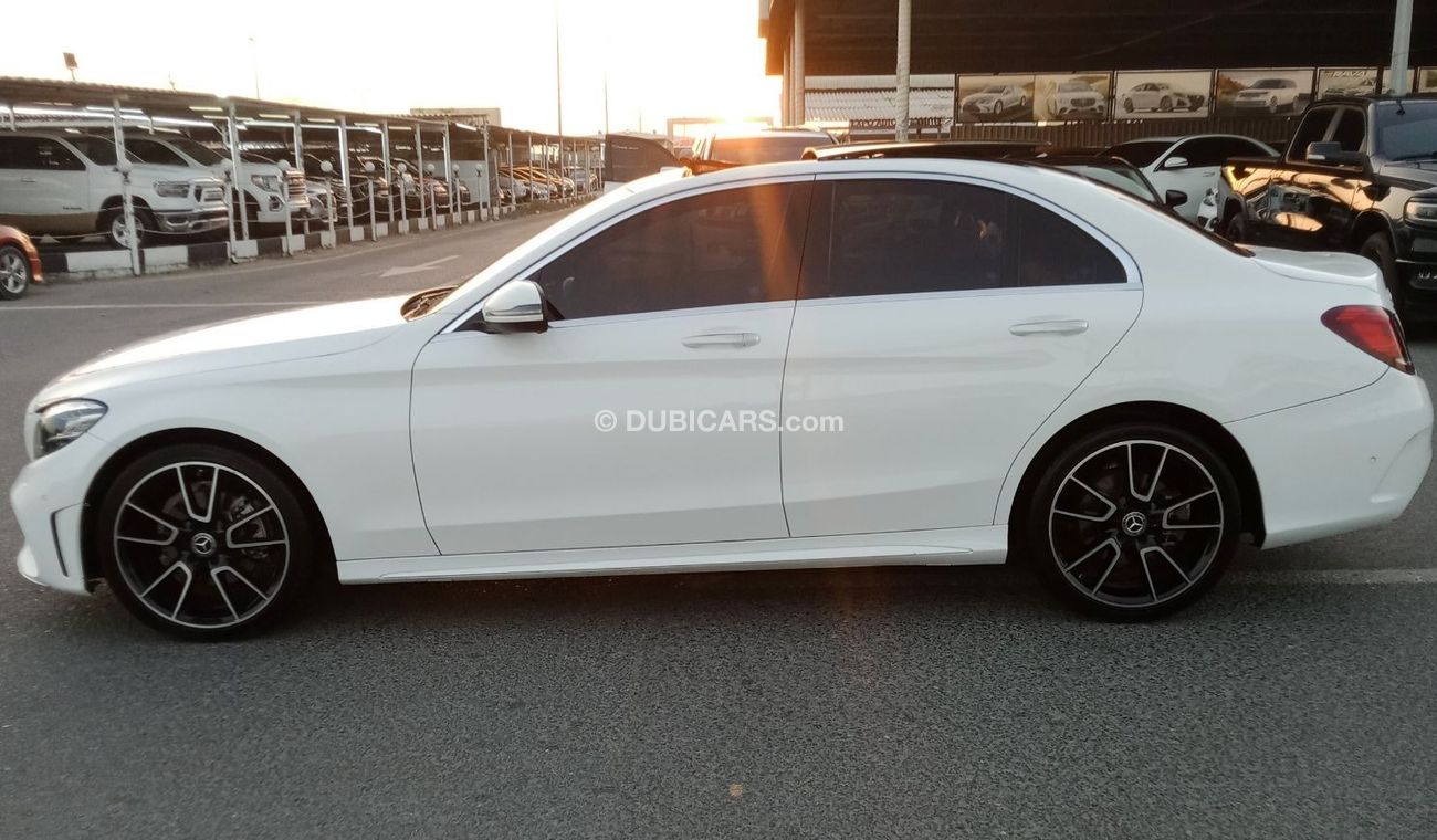 Mercedes-Benz C200 L Full Option Model 2021 (agency status)