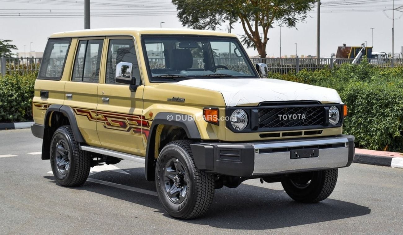 تويوتا لاند كروزر هارد توب TOYOTA GRJ LC 76 HARDTOP 4.0L LX - MT-A - AG4004M6