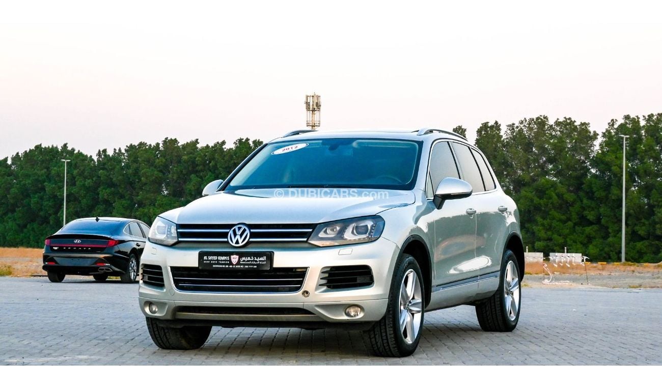 Volkswagen Touareg Volkswagen Touareg 2012 GCC, full option, in excellent condition, inside and out