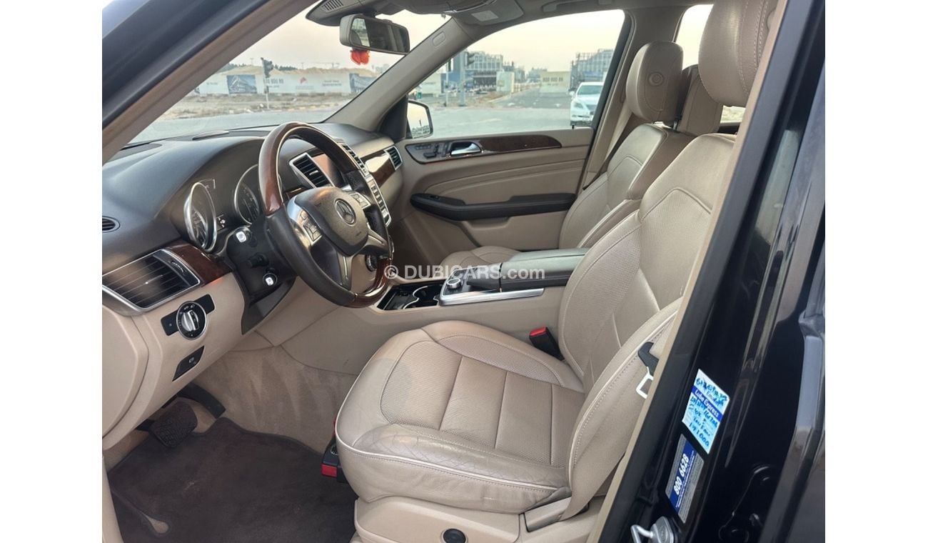 Mercedes-Benz ML 500 MODEL 2013 GCC CAR PERFECT CONDITION FULL PANORAMIC ROOF