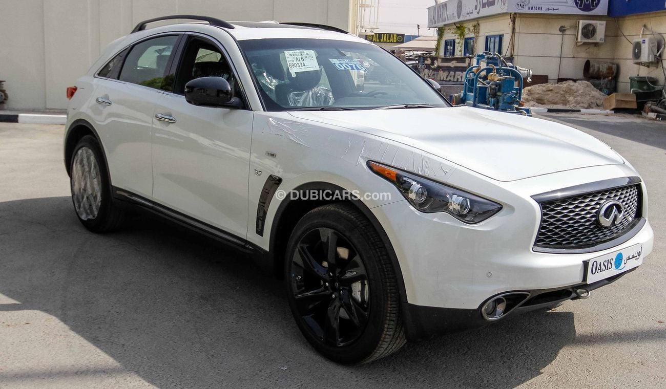 Infiniti QX70 S