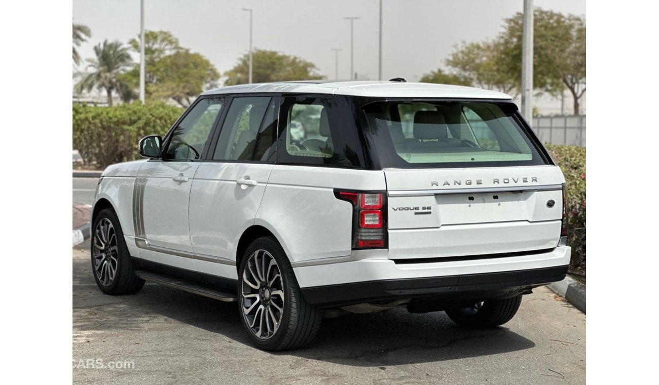 Land Rover Range Rover Vogue HSE Range Rover Vouge HSE Autobiography Kit Top Of The Range / GCC / V8 / 2016 / Perfect Condition.