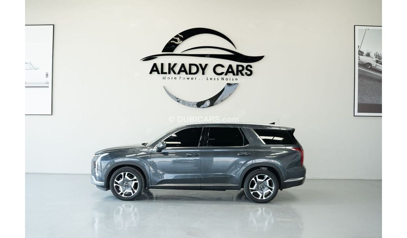 Hyundai Palisade HYUNDAI PALISADE 3.8L V6 ROYAL EDITION MODEL 2023 GCC SPECS