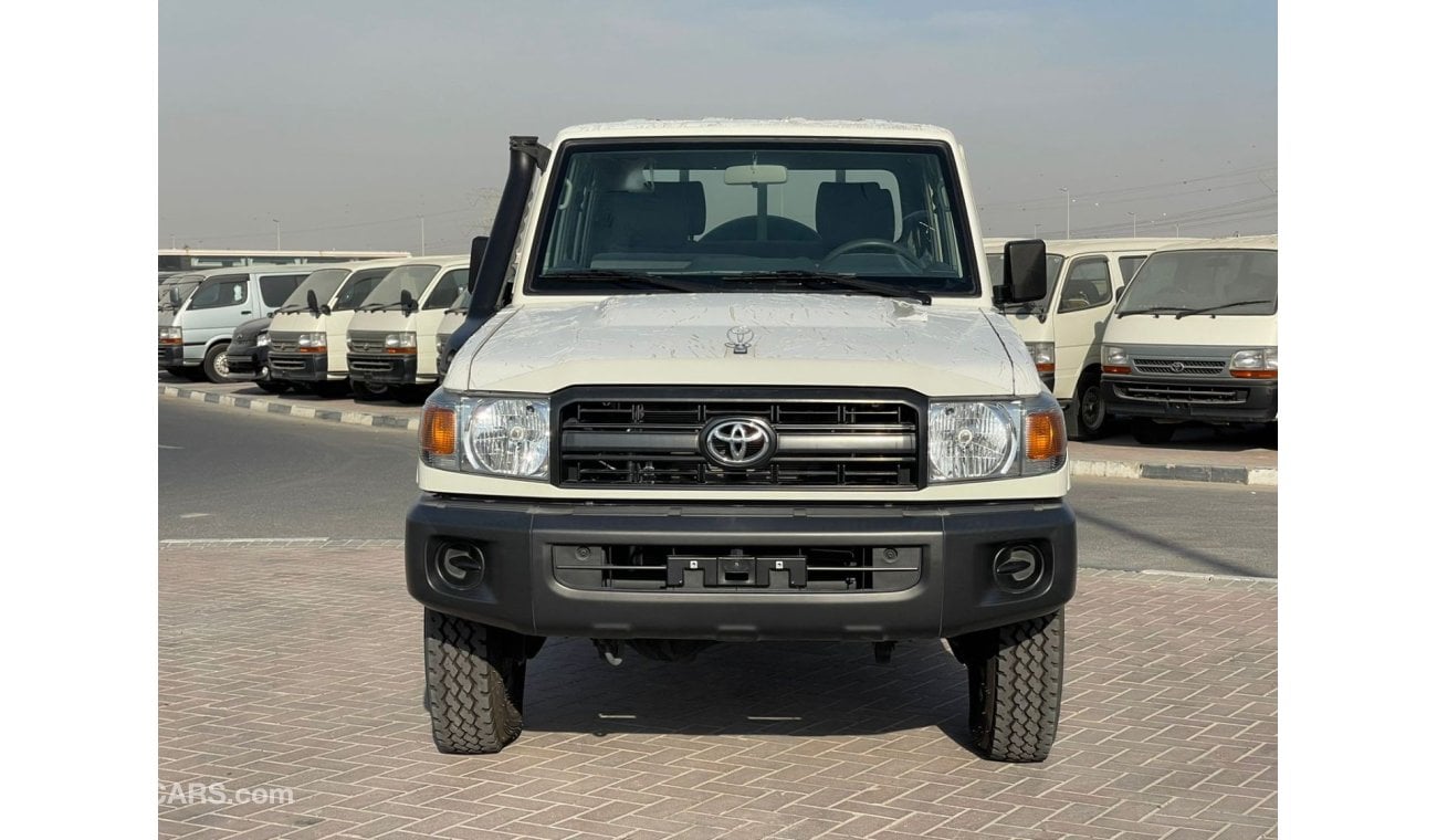 تويوتا لاند كروزر بيك آب LC79 DC PICKUP 4.2L DSL M/T