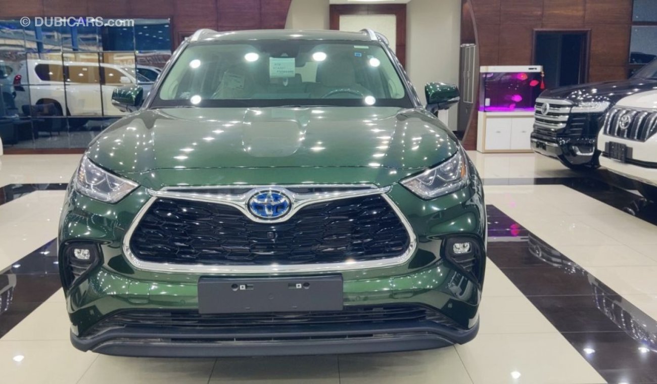 تويوتا هايلاندر Limited 2.5L Hybrid Auto Green Color