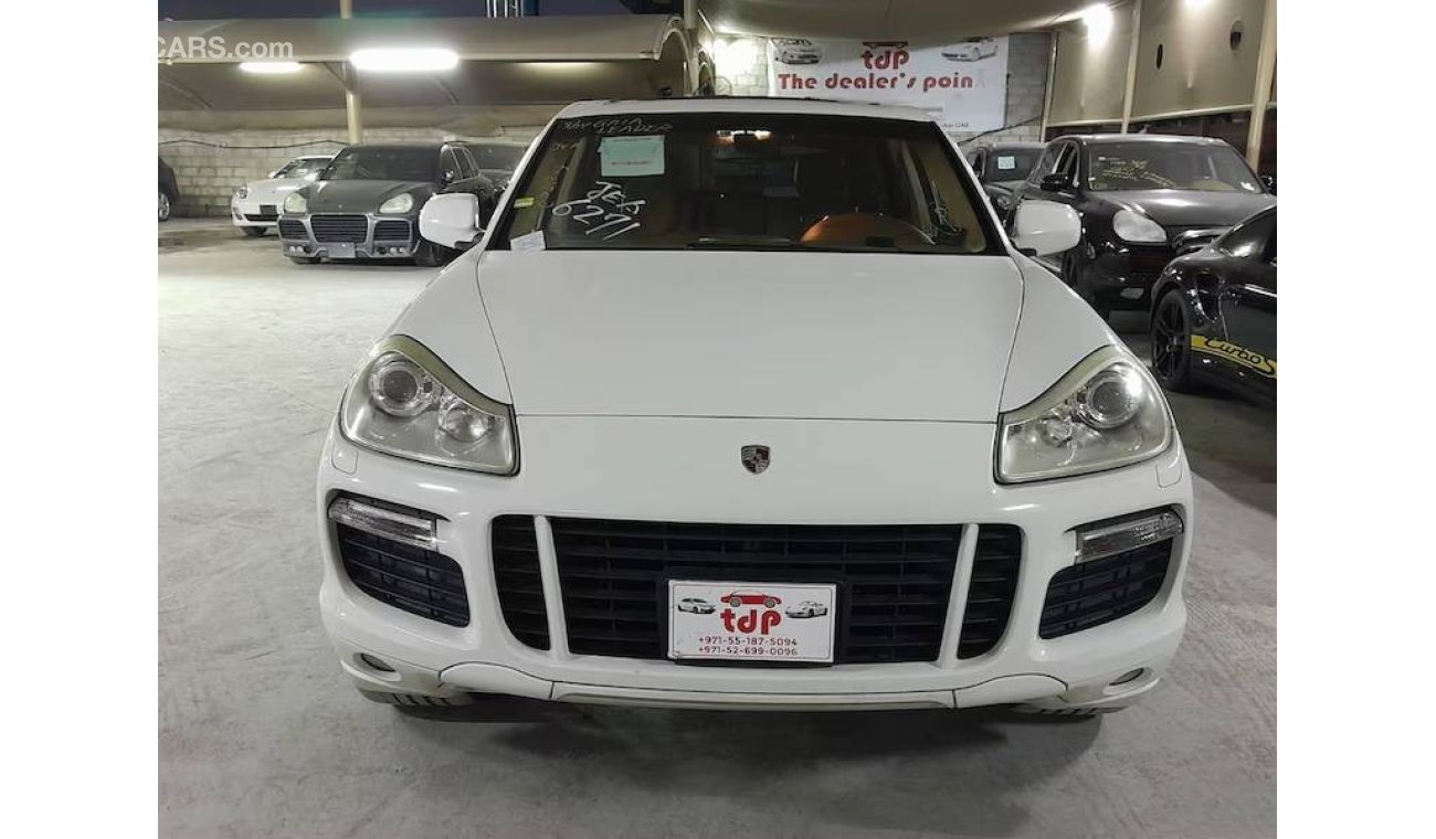 Porsche Cayenne GTS PORSCHE CAYENNE GTS 4.8L 2009 WITH RINSPEED 23INCH ALLOYS, SUNROOF, ELECTRIC SEATS AND MUCH MORE...