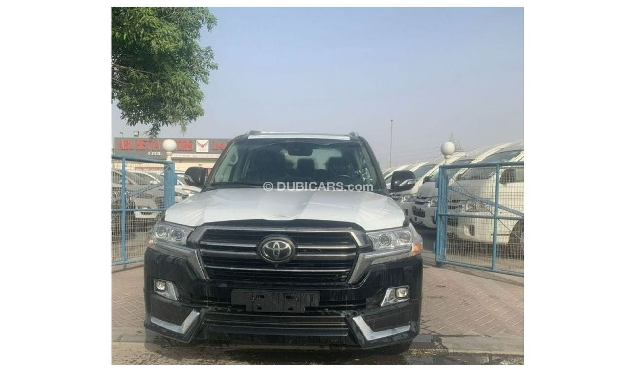 Toyota Land Cruiser LAND CRUISER 5700cc PETROL VXR-GTS 2021MY