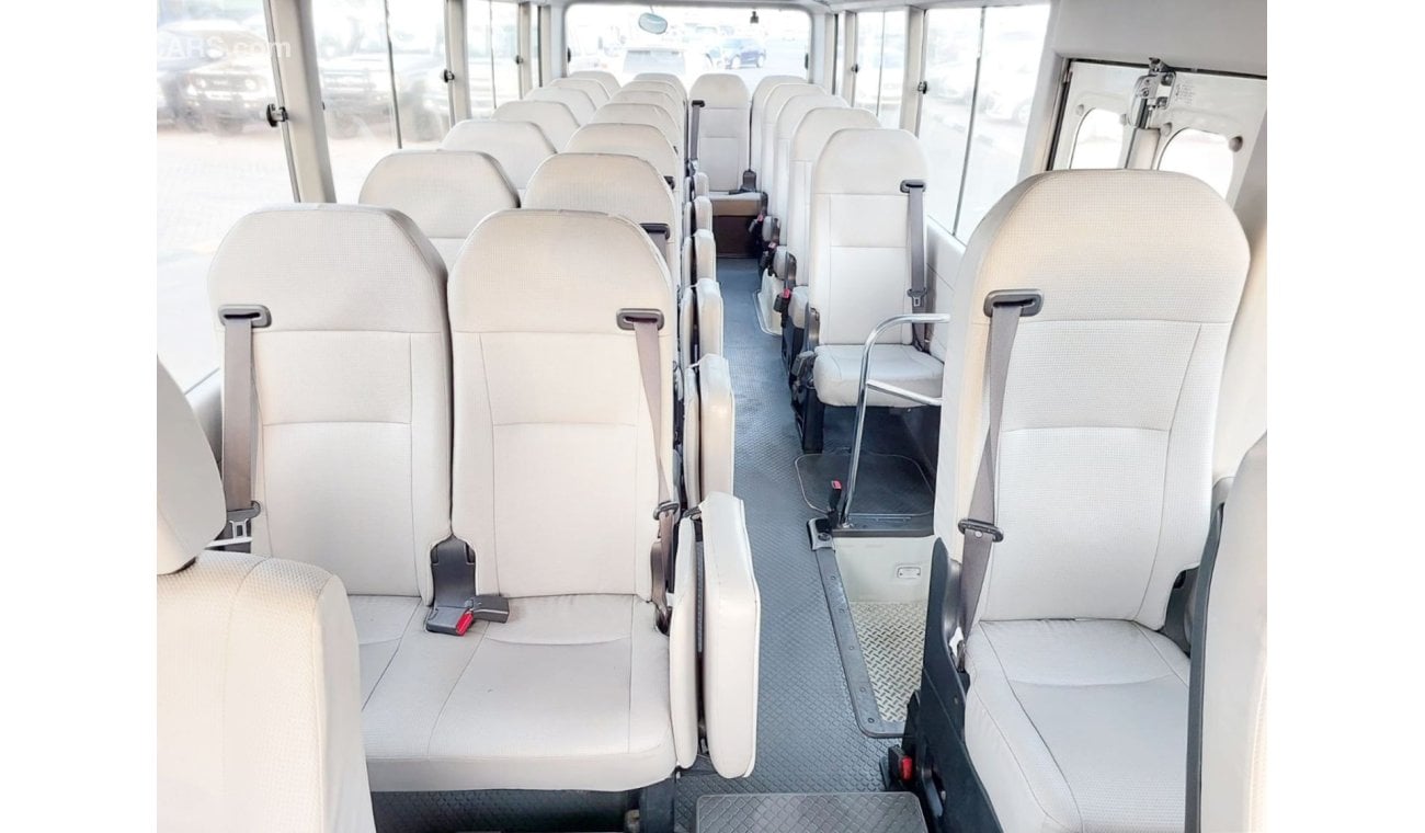 تويوتا كوستر TOYOTA COASTER BUS RIGHT HAND DRIVE(PM02252)