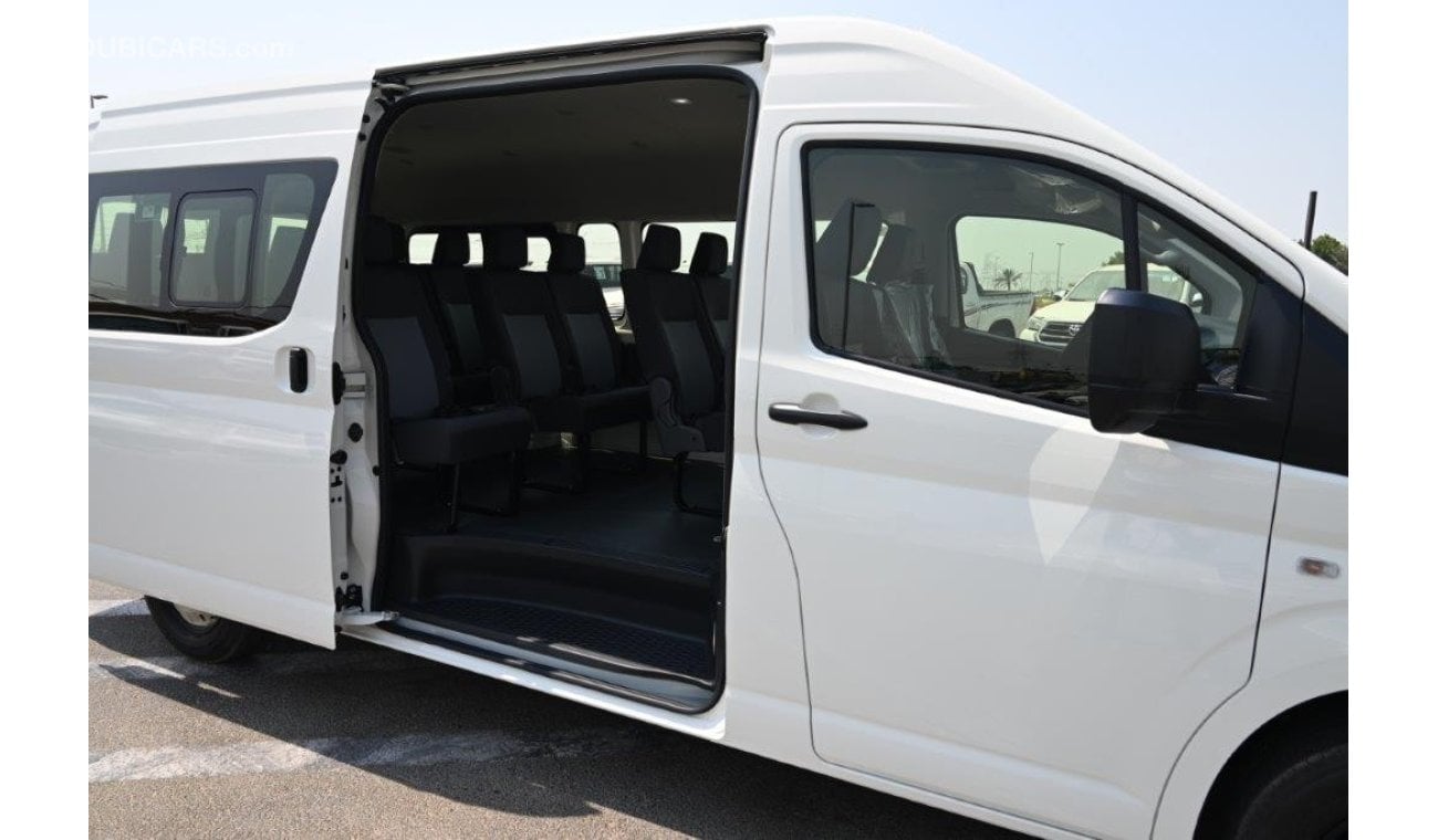 Toyota Hiace Highroof 2.8L Diesel 13 Seater Manual Transmission