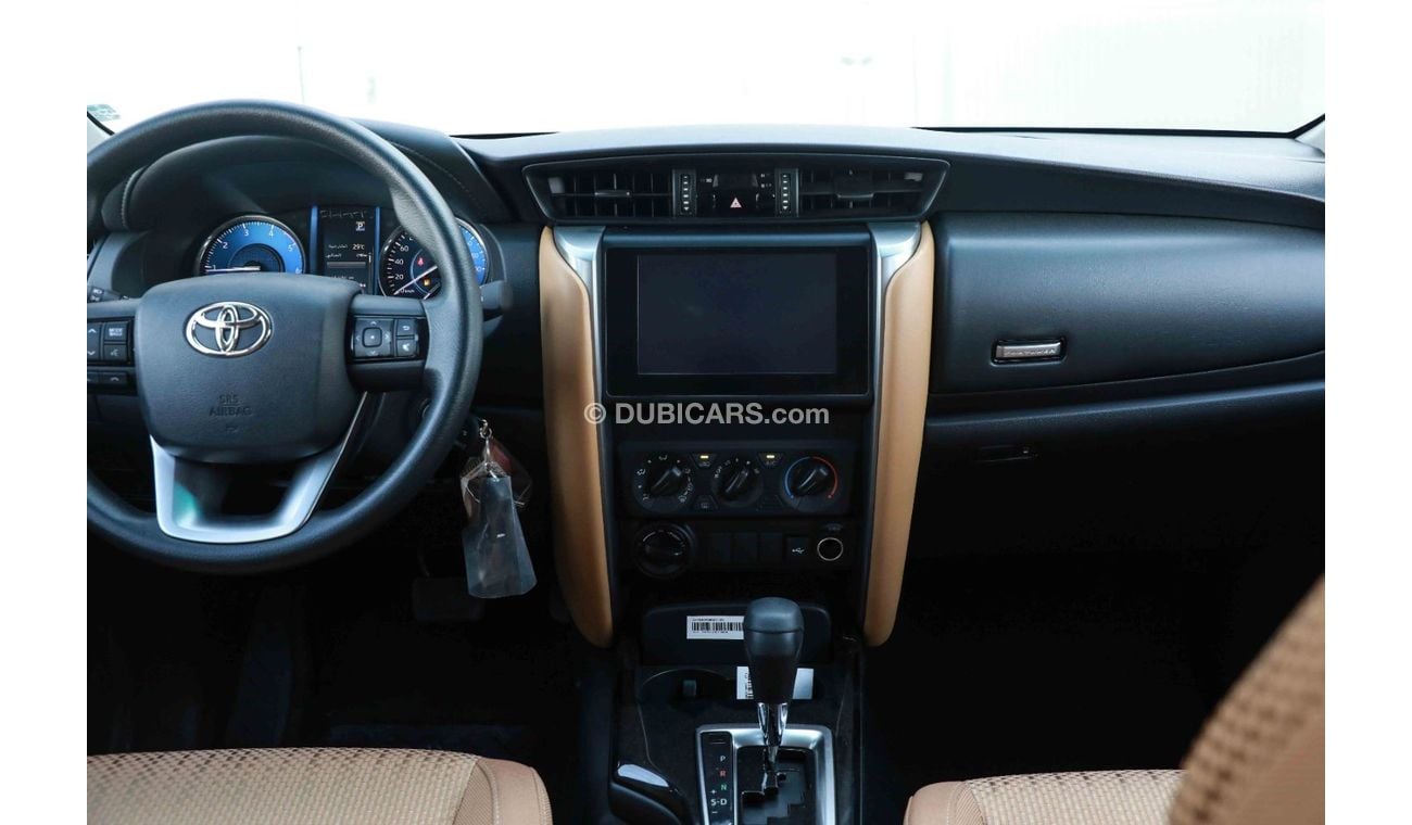 تويوتا فورتونر 2024 TOYOTA FORTUNER LOW 2.4 - GREY METTALIC inside QUARTZ | Export Only