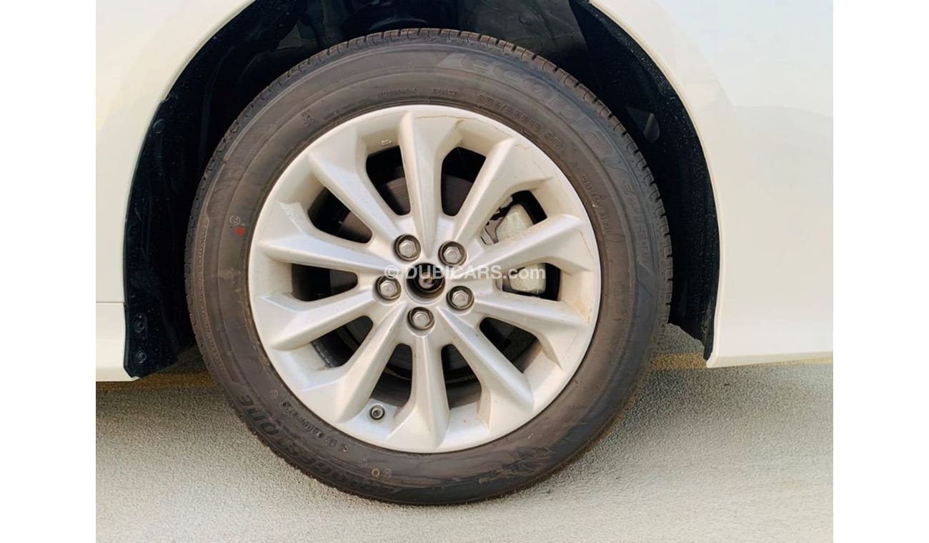 Toyota Corolla 2.0L Alloy wheels