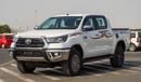 Toyota Hilux SR5. 2.4L 4WD. A/T