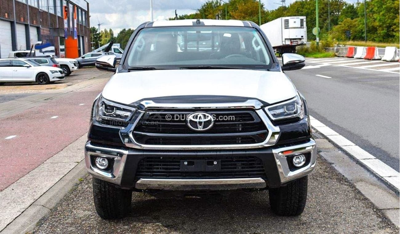 Toyota Hilux DC 2.7L Petrol, 4WD 5M/T FROM ANTWERP