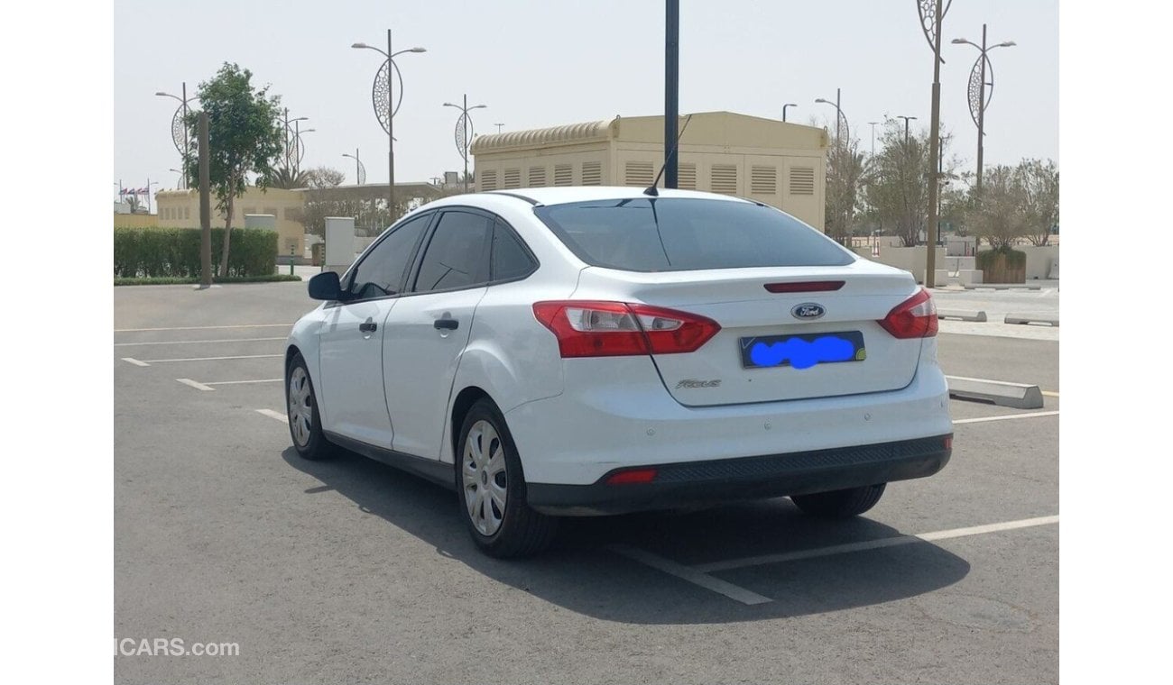 Ford Focus Ambiente 1.6L Sedan