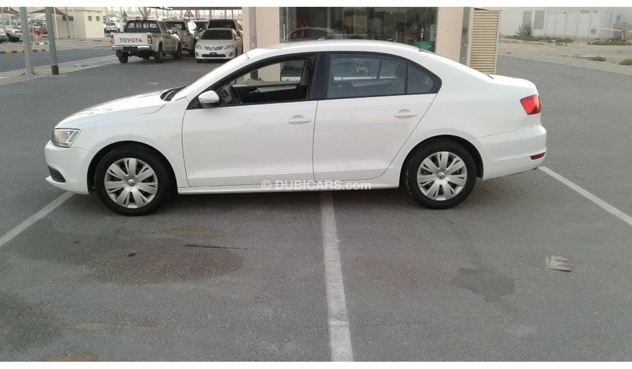 Volkswagen Jetta 2015 white