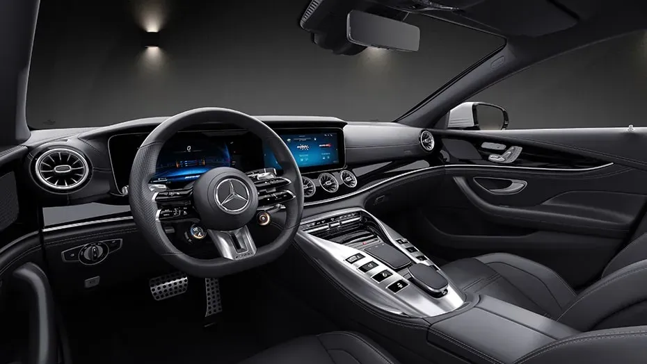 Mercedes-Benz GT 53 AMG interior - Cockpit