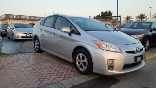 تويوتا برياس TOYOTA PRIUS 1.8  CAR