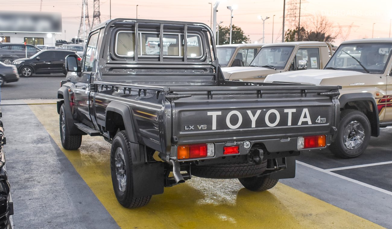 Toyota Land Cruiser Pick Up