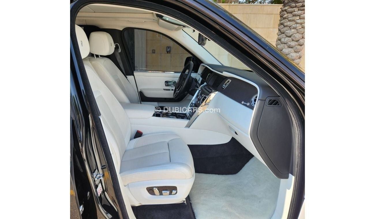 رولز رويس كولينان 2019 Rolls-Royce Cullinan Std, 5dr SUV, 6.7L 12cyl Petrol, Automatic, All Wheels Drive