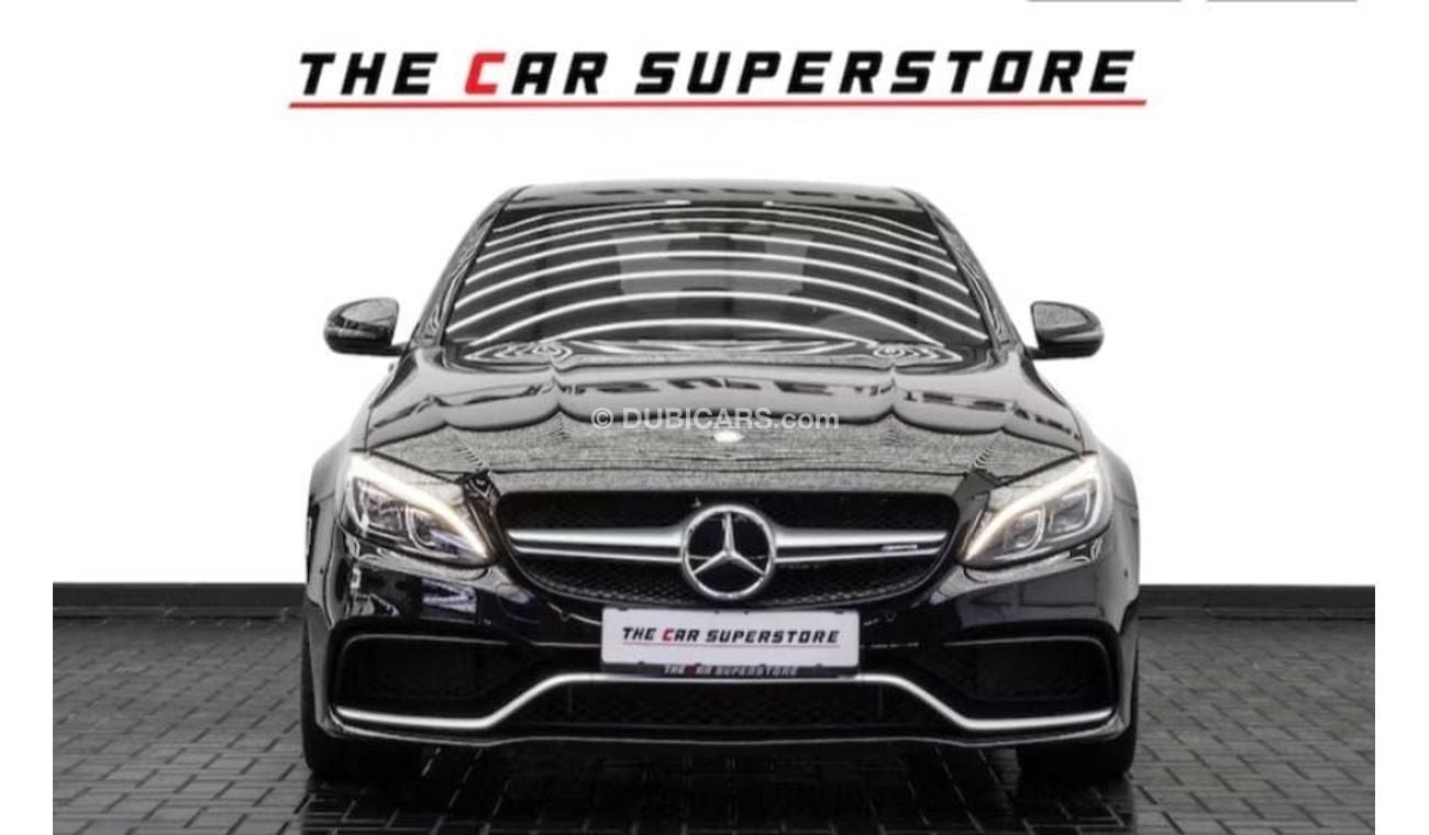 مرسيدس بنز C 63 AMG Std 4.0L Sedan 2016 I MERCEDES C63 AMG I LOW KMS I V8 ENGINE | WARRANTY AVAILABLE