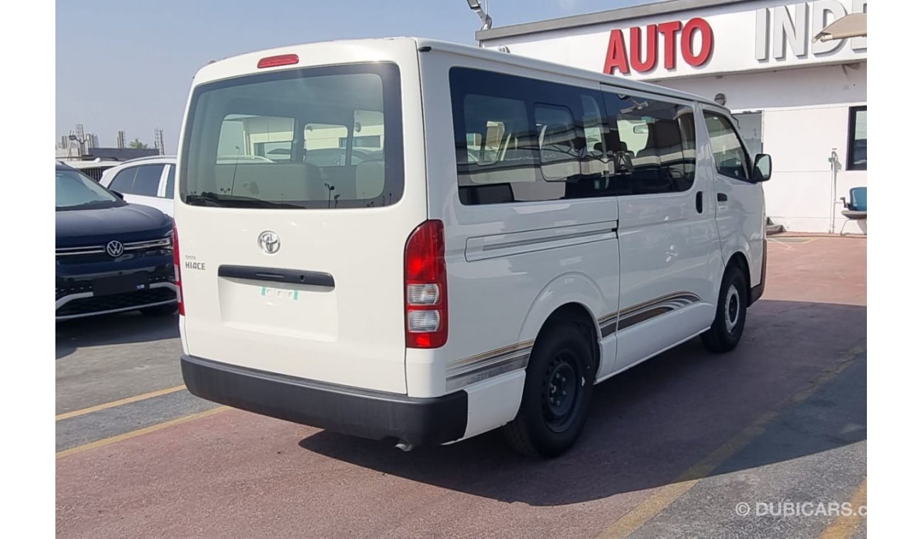 Toyota Hiace TOYOTA HIACE VAN 2.5L DIESEL M/T STANDARD ROOF MY 2024