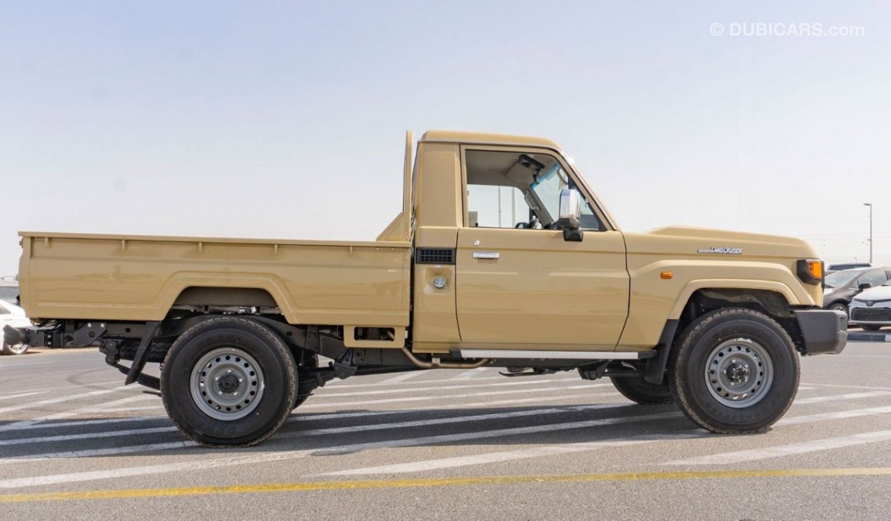 تويوتا لاند كروزر بيك آب 2024 Toyota LC79 4.0L petrol Manual transmission