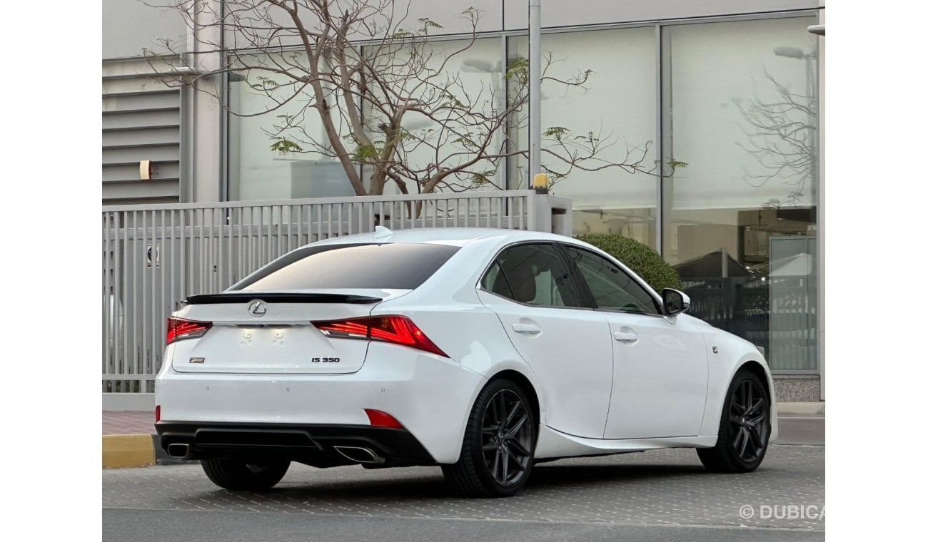 لكزس IS 300 LEXUS IS-300 F SPORT 2019 US GOOD CONDITION INSIDE OUT SIDE