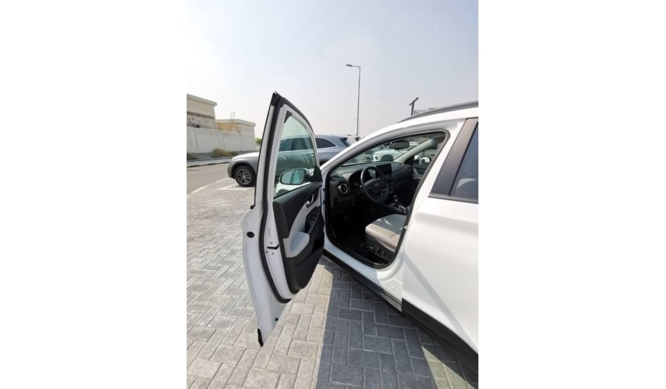 هيونداي كونا Hyundai Kona SEL - 2023 - White