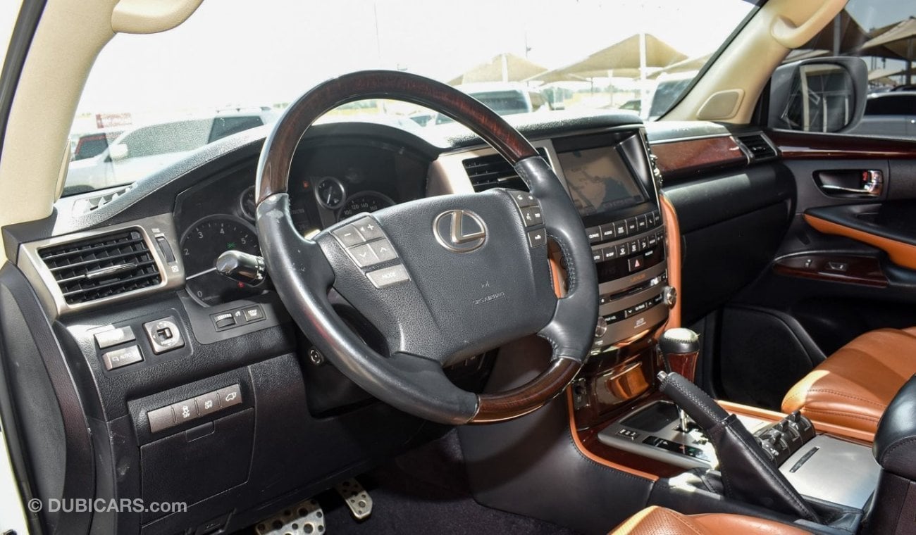 Lexus LX570 S