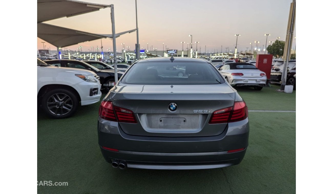 بي أم دبليو 523i BMW 523i 2012 Exclusive 2.5L - Automatic . Gasoline . Rear Wheel Drive . clean car without accident