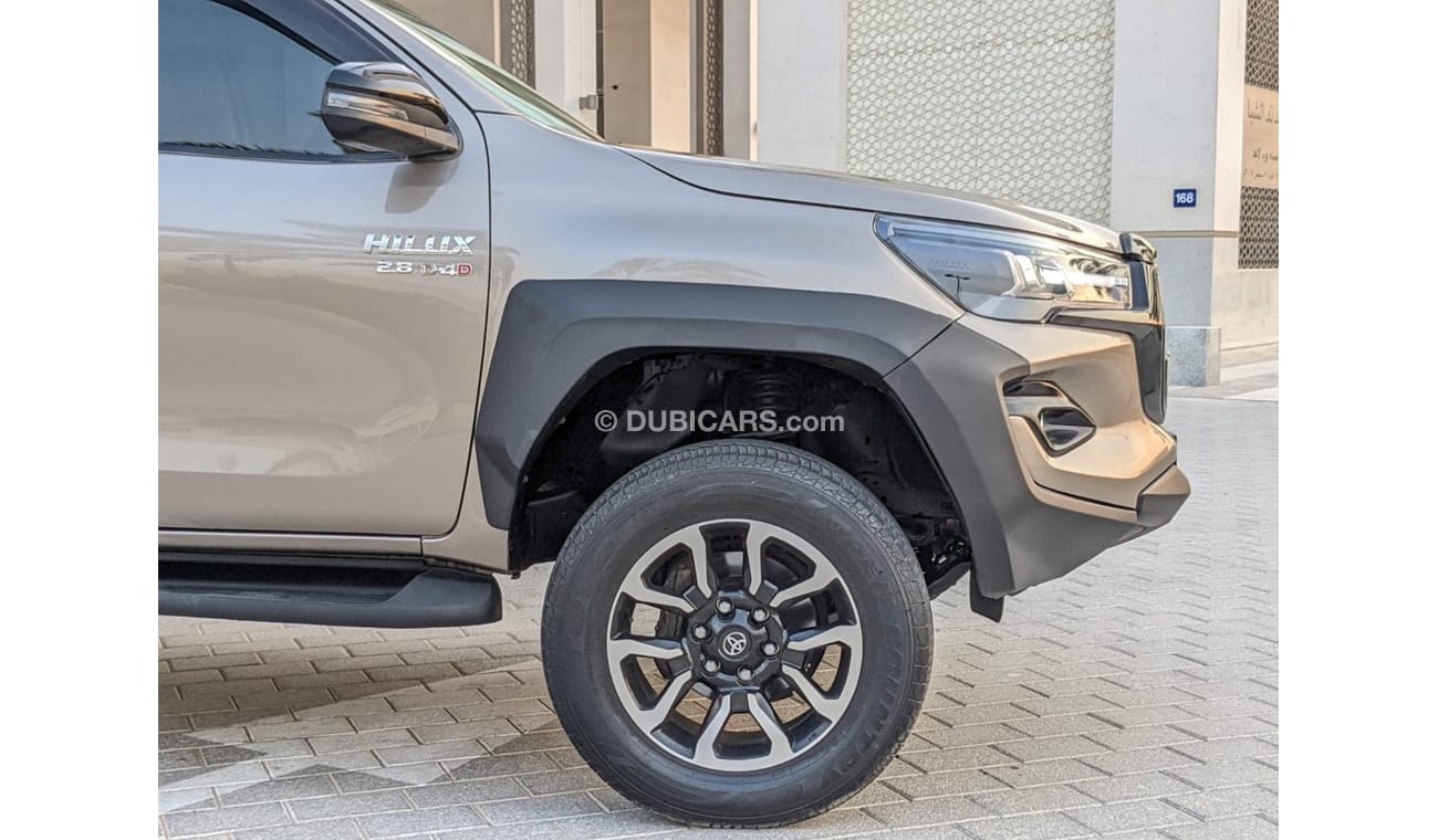 Toyota Hilux SR5 full option