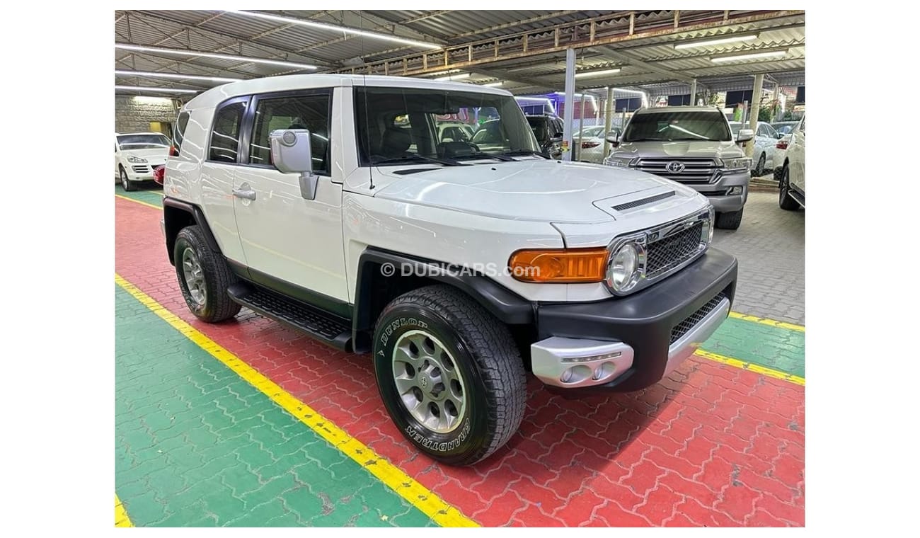 Toyota FJ Cruiser Top