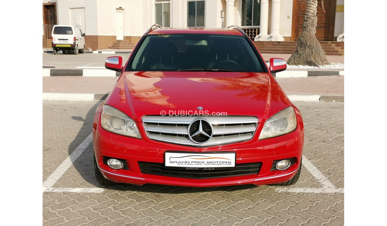 مرسيدس بنز C200 Mercedes C200 Elegance Station Wagon V4 2.0L GCC 2009 Model In Perfect Condition