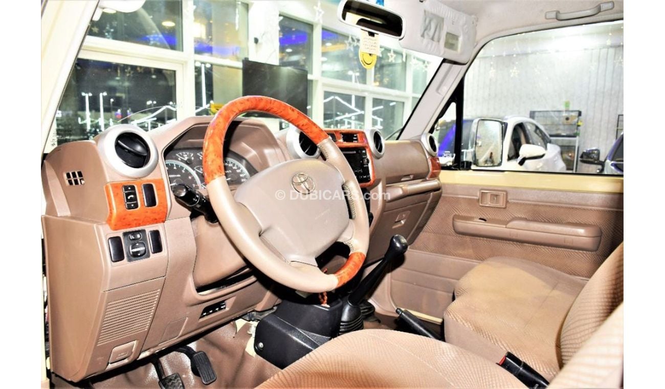 Toyota Land Cruiser Pick Up Toyota Land Cruiser LX V6 4WD Pickup 2013 Model! Beige Color GCC Specs