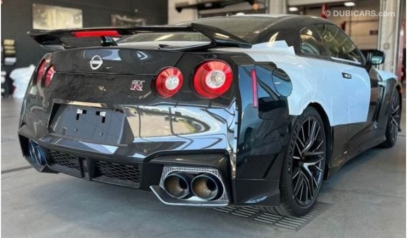 Nissan GTR PRIMIER EDITION