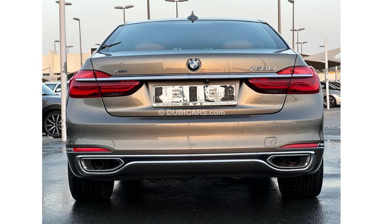 بي أم دبليو 750Li Luxury Plus BMW 750 Li _GCC_2017_Excellent Condition _Full option