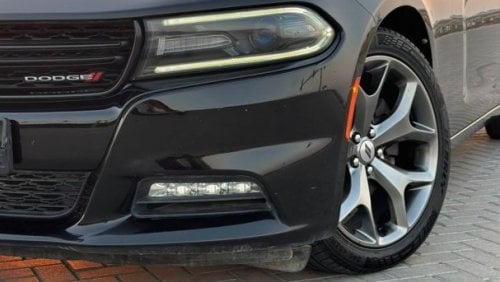 Dodge Charger SXT