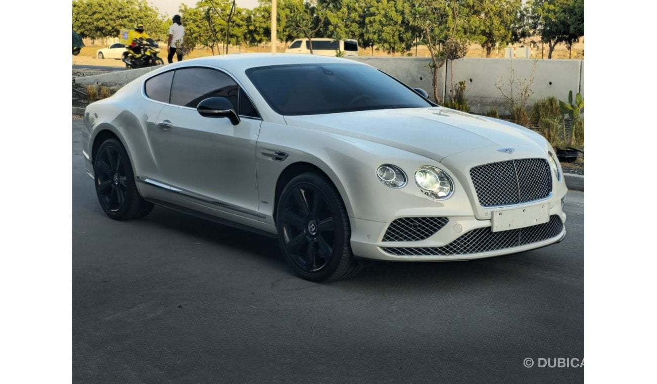 بنتلي كونتيننتال جي تي 2016 Bentley Continental GT V8 S GCC specs is available for sale. We can accept leasing.