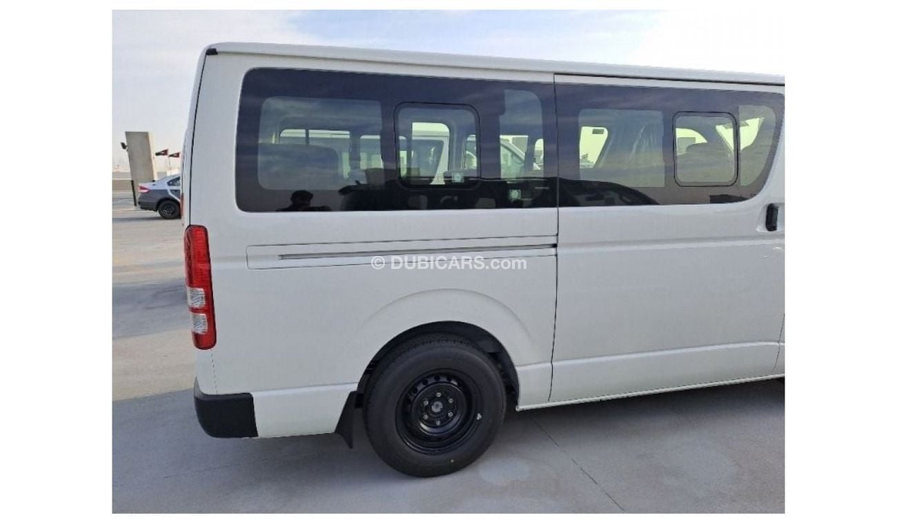 Toyota Hiace Toyota Hiace 2.5 LTR DSL Passenger Van