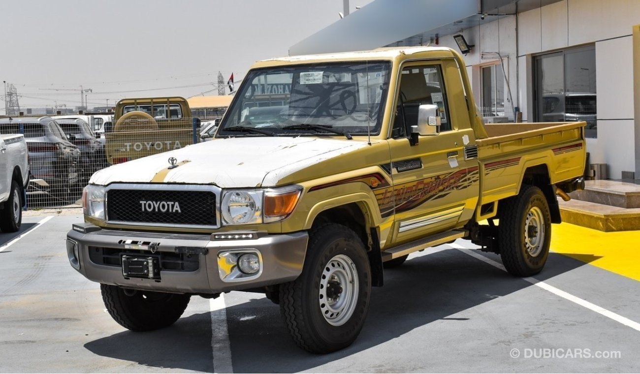 تويوتا لاند كروزر بيك آب TOYOTA LAND CRUISER PICK-UP 4.0L V6 PETROL 2022