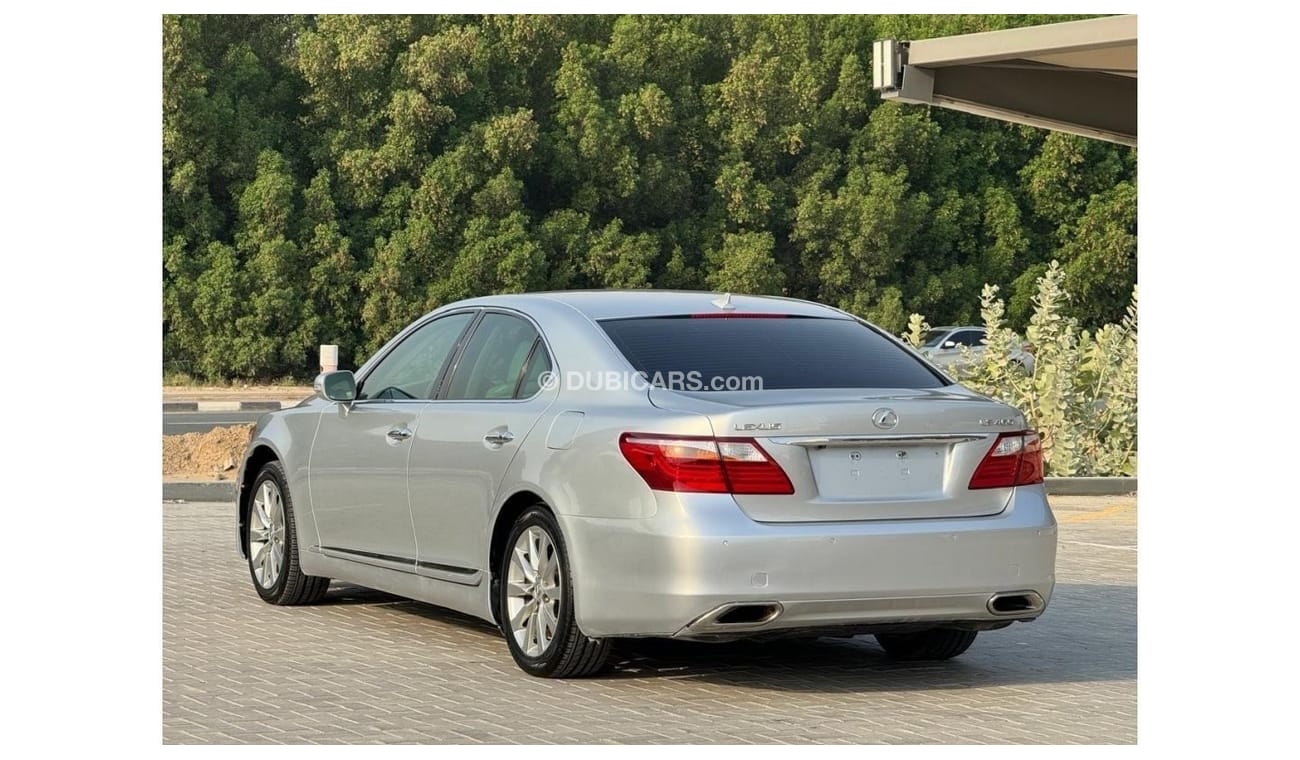 لكزس LS 460 LEXUS LS 460 MODEL 2010 AMERICAN