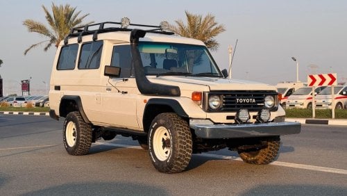 Toyota Land Cruiser Hard Top HARDTOP | ROOF RACK  | 4.2L MANUAL DIESEL ENGINE | 4 X 4 | AIR SNORKEL