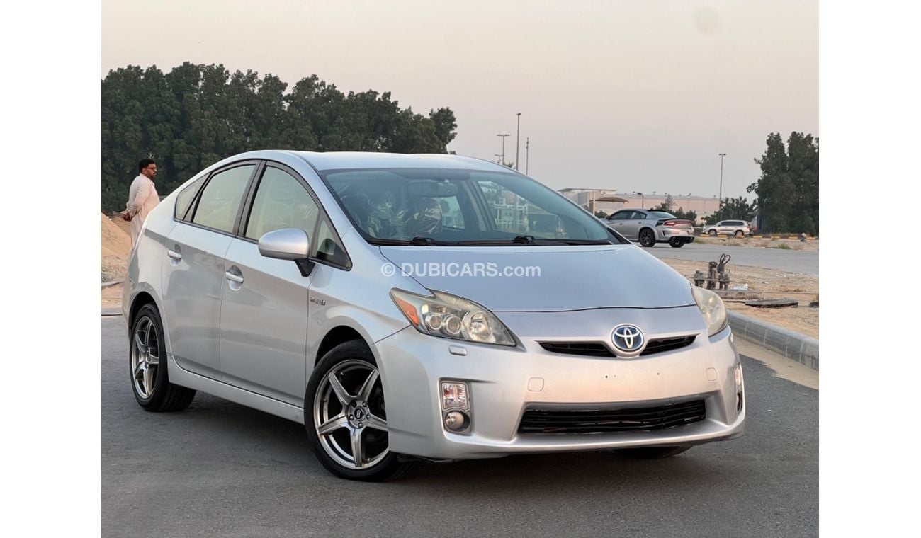 تويوتا بريفيا Toyato previa model:2010 / V4 hybrid/ km:200,000 only space amrican in a good condition