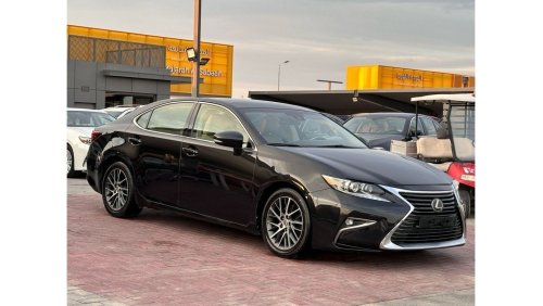 Lexus ES350 Platinum The car is in excellent condition inside and outside model 2017 full optin