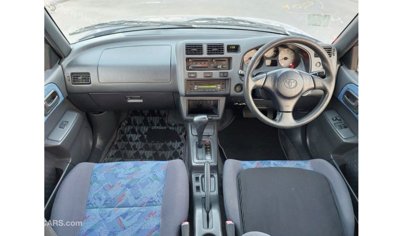 تويوتا راف ٤ TOYOTA RAV4 AUTOMATIC RIGHT HAND DRIVE(PM09035)