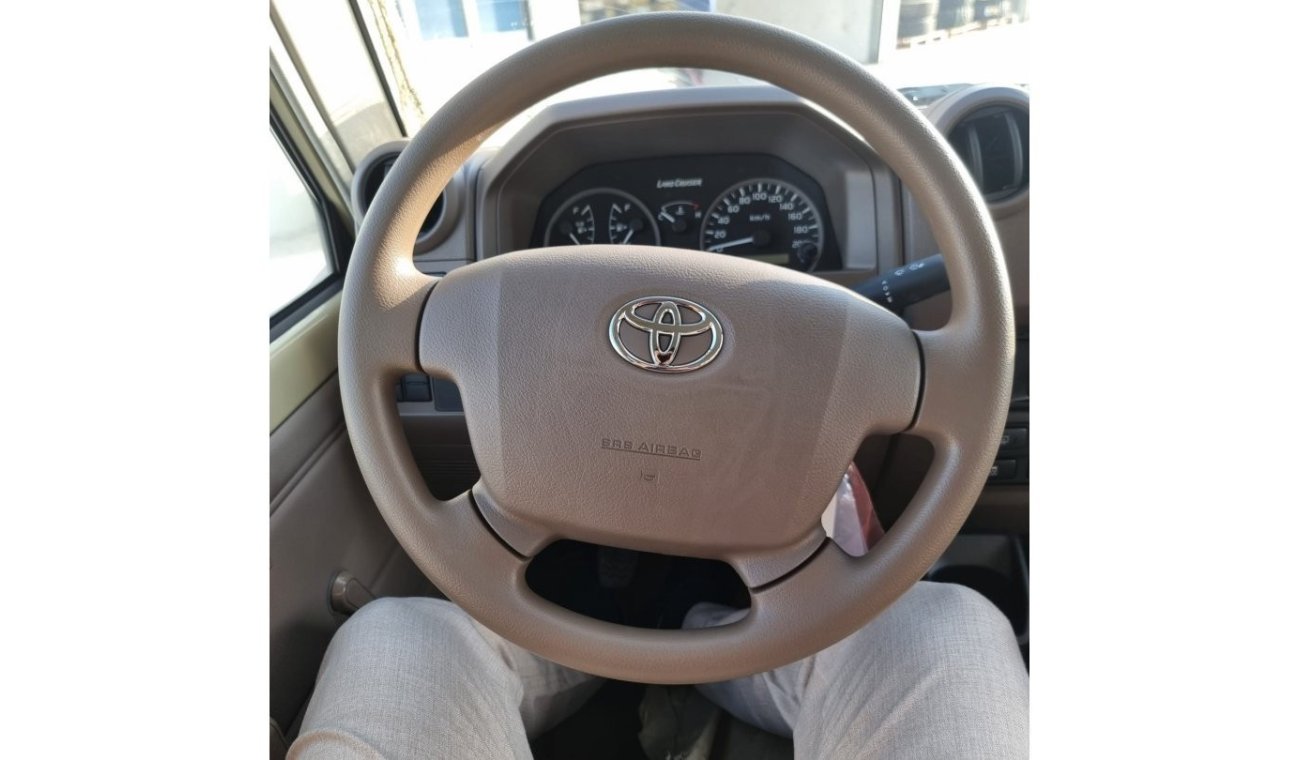 تويوتا لاند كروزر هارد توب Toyota LC 78 4.5 DSL HTOP BEIGE COLOR