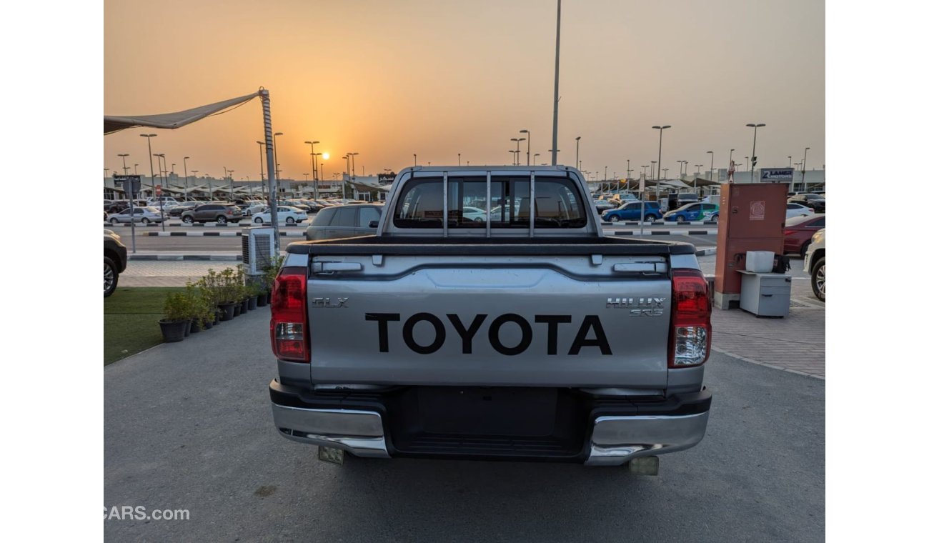 تويوتا هيلوكس 2016 Toyota Hilux SR (AN120), 4dr Double Cab Utility, 2.7L 4cyl Petrol, Manual, Four Wheel Drive. cl