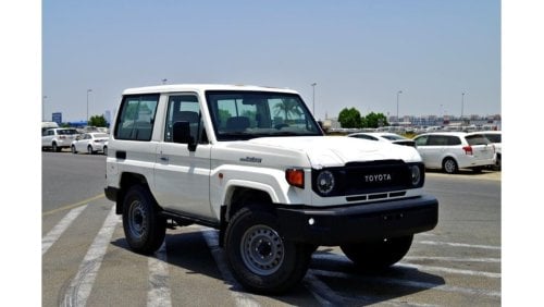 تويوتا لاند كروزر هارد توب 71 Short Wheel Base V6 4.0L Petrol 4WD 7 Seater MT