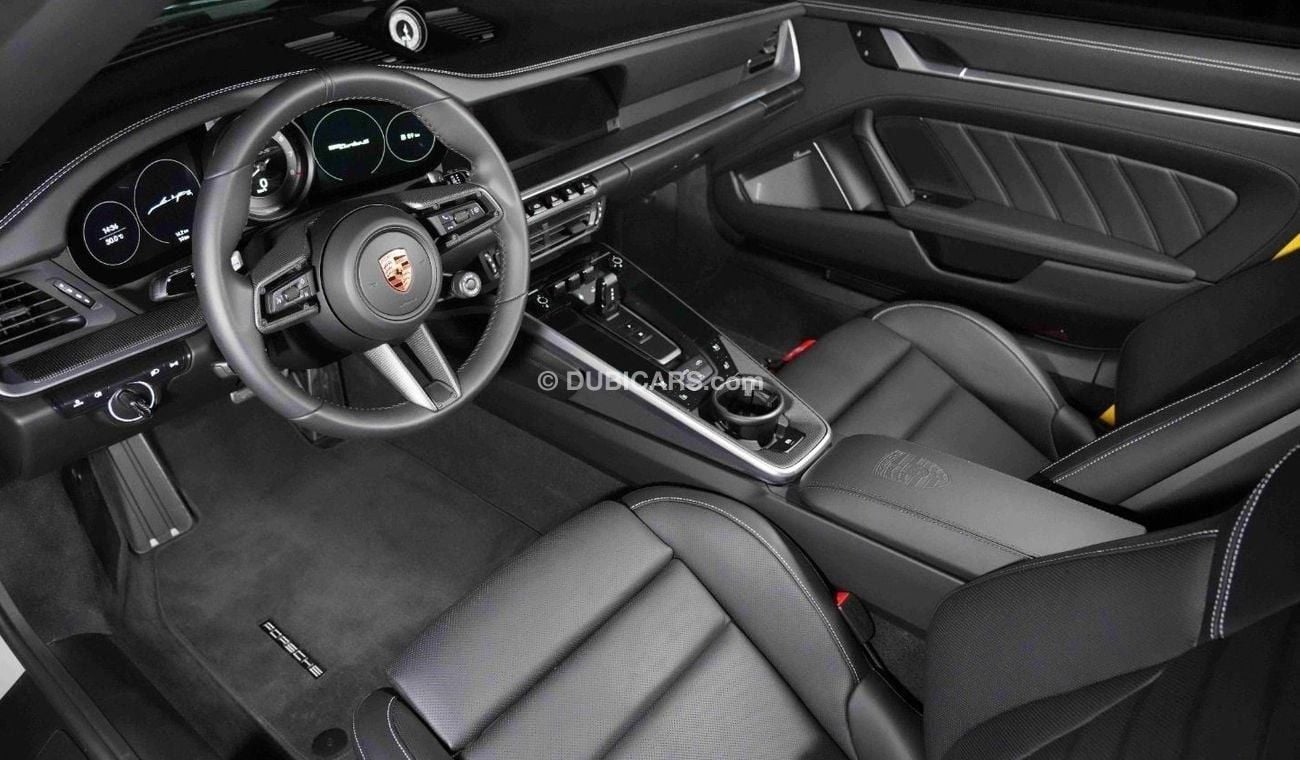 بورش 911 Cabriolet | Brand New | 2024 | Crayon | Interior Black